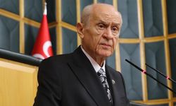 Bahçeli’den Bayrak İndirme Provokasyonuna Sert Tepki!