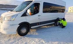 Çaldıran’da okul servisi sürücülerine jandarmadan trafik eğitimi