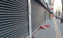 Van’da yaşanan elektrik kesintisi esnafı mağdur etti