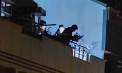 Çatıdan düşen adam yaşamını yitirdi