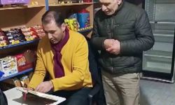 Zimem defteri geleneğiyle mahalle bakkallarının borçları sıfırlandı