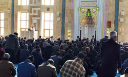 Van Çaldıran’da deprem şehitleri dualarla anıldı