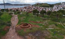 Ayvalık’ın tarihi yel değirmenleri gün yüzüne çıkarılıyor