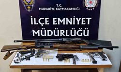 Van’da Çok Sayıda Silah ve Mühimmat Ele Geçirildi