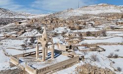 Gabar Dağı eteklerindeki Mağara köyü yeniden hayat buluyor