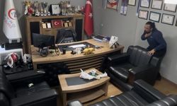 Kendine uyguladığı Heimlich manevrasıyla hayata tutundu