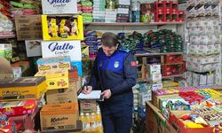 Van Edremit’te halk sağlığı için tarihi geçmiş ürünlere el konuldu