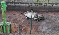 Gökçeada’da yoldan çıkan araç fabrikaya uçtu: 4 kişi yaralandı