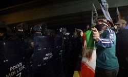 Bağdat'ta Hamaney Protestoları: Güvenlik Güçleri ile Çatışma!