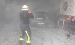 Van Oto Sanayi Sitesi’nde araç alev aldı