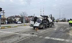 Freni patlayan tır dehşet saçtı