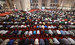 Diyanet duyurdu: Van ve Türkiye genelinde bayram namazı vakitleri