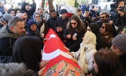 Öğrencisi Tarafından Öldürülen Fatma Nur Öğretmen, Son Yolculuğuna Uğurlandı