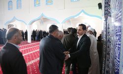 Gürpınar'da bayramlaşma geleneği: Kaymakam Erdem vatandaşlarla buluştu