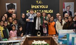 “Kitap Van” projesi meyvelerini veriyor: Başarılı isimler ödüllendirildi