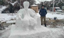 Kardan adam değil, kardan padişah yaptı