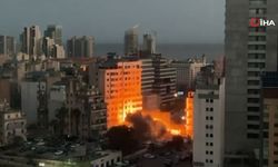 İsrail, Lübnan’da 15 katlı binayı yerle bir etti