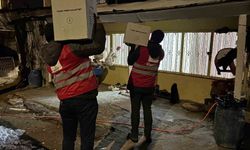 Kızılay Muradiye Şubesi İhtiyaç Sahiplerine Gıda Desteği Sağladı