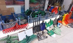 Van’da bahçe sezonu açıldı: Vatandaşlar malzeme alımına yöneldi