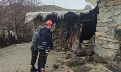 Van’da kümes ve tandır olarak kullanılan yapı çöktü