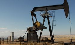 Brent Petrol Fiyatları, ABD-Iran Ateşkesi Sonrası 100 Doların Altına Düştü