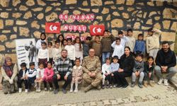 İpekyolu Jandarması, 23 Nisan Bayramı İçin Okullarda Güvenlik Önlemleri Aldı