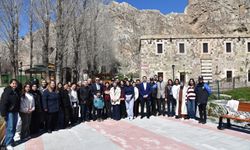 İpekyolu Kaymakamı Gilan: “Okuyan Toplum, Güçlü Gelecek”