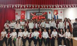 Van'da minik öğrencilerden yürekleri ısıtan etkinlik