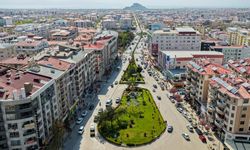 Van çiçeklerle donatılıyor