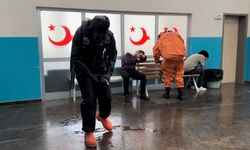 Van’da geri gönderme merkezinde KBRN tatbikatı