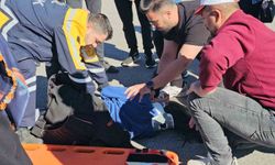 Bayram Sevinci Acıya Dönüştü! Adilcevaz’da Ziyaretten Dönen Araç Kaza Yaptı: 3 Yaralı