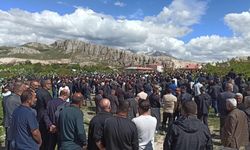 İş kazasında hayatını kaybeden genç Van’da toprağa verildi