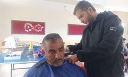İpekyolu Belediyesi’nden Bayram Öncesi Ücretsiz Tıraş Hizmeti
