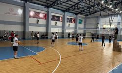 Gürpınar’da Kurumlar Arası Turnuva Heyecanı Sürüyor