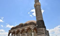 Van Kaya Çelebi Camii restorasyonu tamamlanıyor: Sonbaharda ibadete açılacak