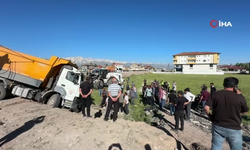Hakkari’de feci kaza: 2 ölü, 3 yaralı