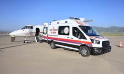 Mekke'de Rahatsızlanan Vatandaş Ambulans Uçakla İstanbul'a Getirildi
