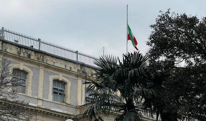İran Başkonsolosluğu’nda bayrak yarıya indirildi