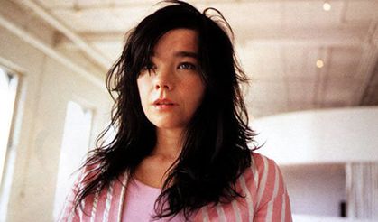 Björk: Tacize uğradım!
