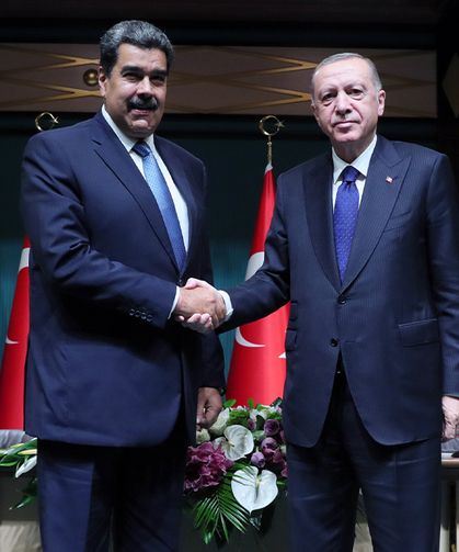Cumhurbaşkanı Erdoğan, Maduro ile telefonda görüştü