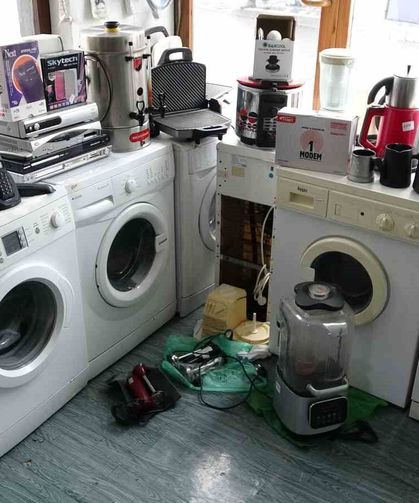 Tamir İçin Bırakılan Cihazlar, Sahiplerini Bekliyor