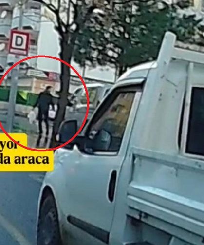 Trafik magandasının yürüyüş alanını ihlal ettiği anlar kameralara yansıdı