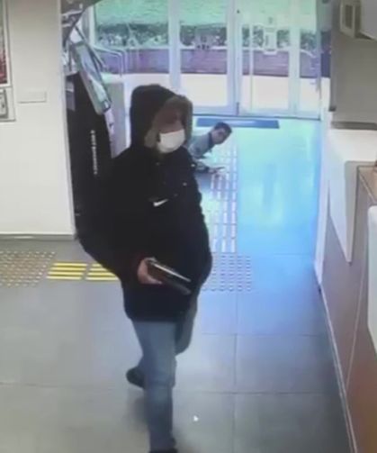 Fatih’teki banka soygunu kamerada