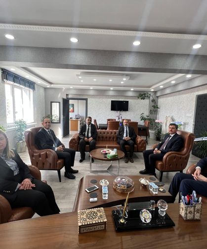 Van İl Milli Eğitim Müdürü Çandıroğlu’ndan Gürpınar’a ziyaret
