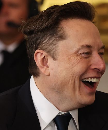 Elon Musk net serveti ile tarihteki rekoru kırdı