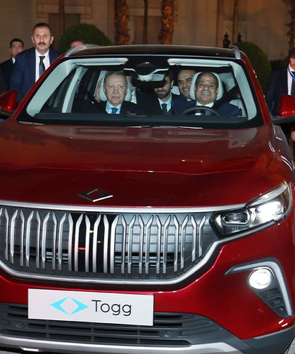 Cumhurbaşkanı Erdoğan’dan Sisi’ye Togg hediyesi