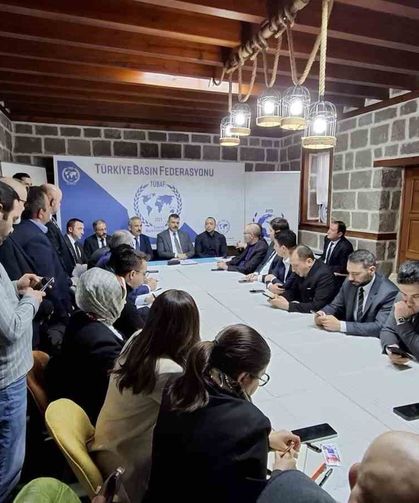 Bakan Çiftçi: "En fazla soruşturma izni verilen belediyeler AK Parti’li belediyelerdir"