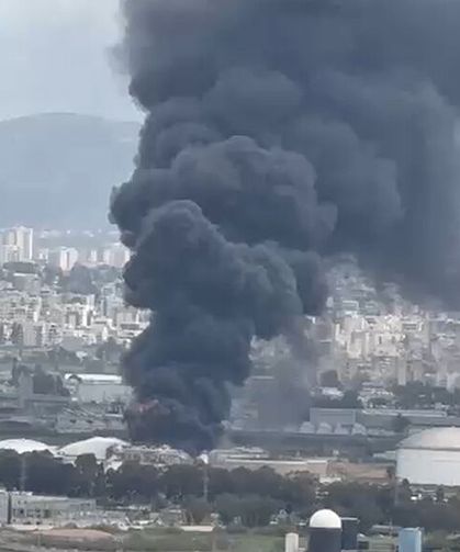 İsrail’de Bazan petrol rafinerisi vuruldu