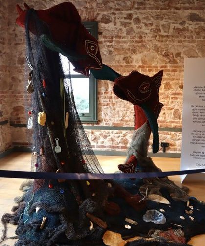 Deynizden çıkarılan hayalet ağlar sanat eserine dönüştü