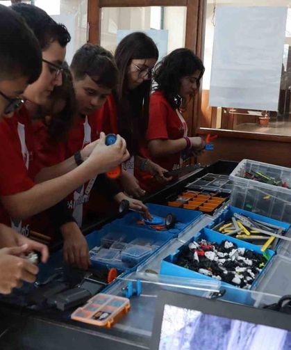 Kısıtlı imkanlarla dünya devlerine meydan okuyor